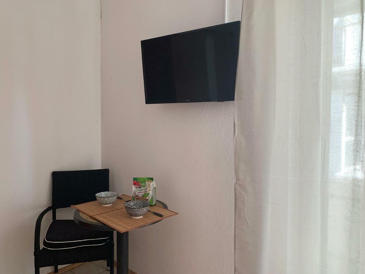 Apartments Zika Promajna Buitenkant foto