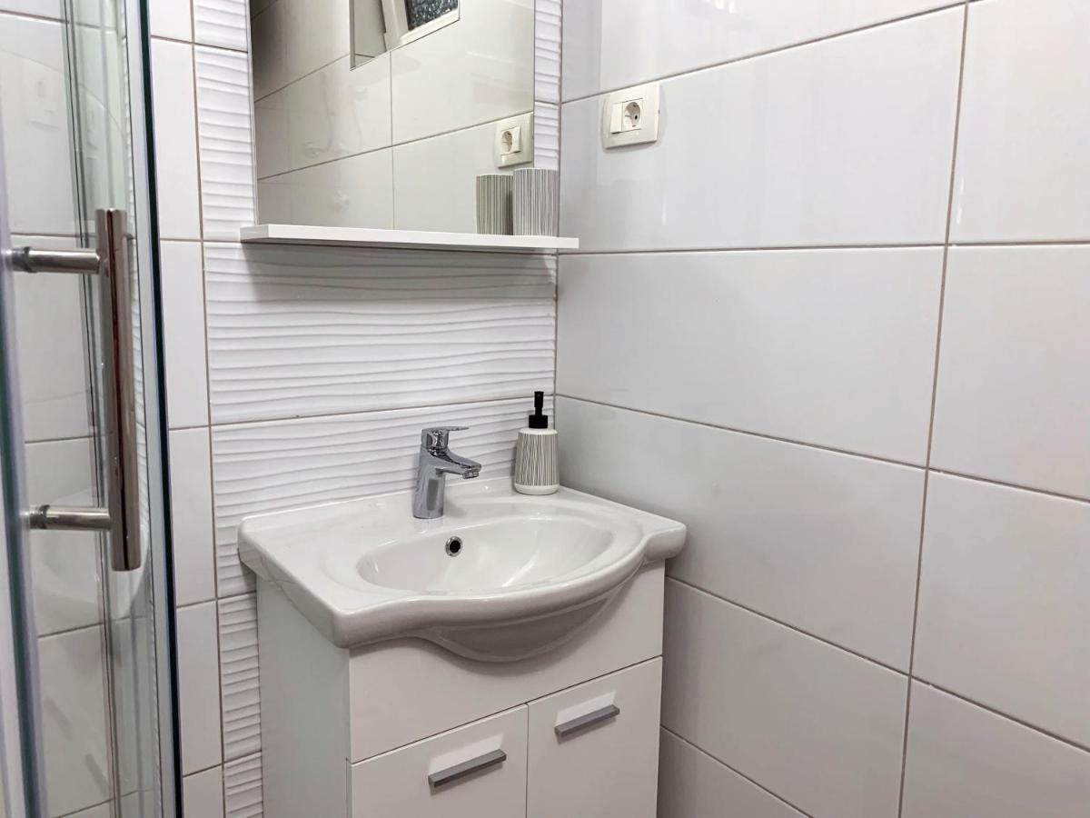 Apartments Zika Promajna Buitenkant foto